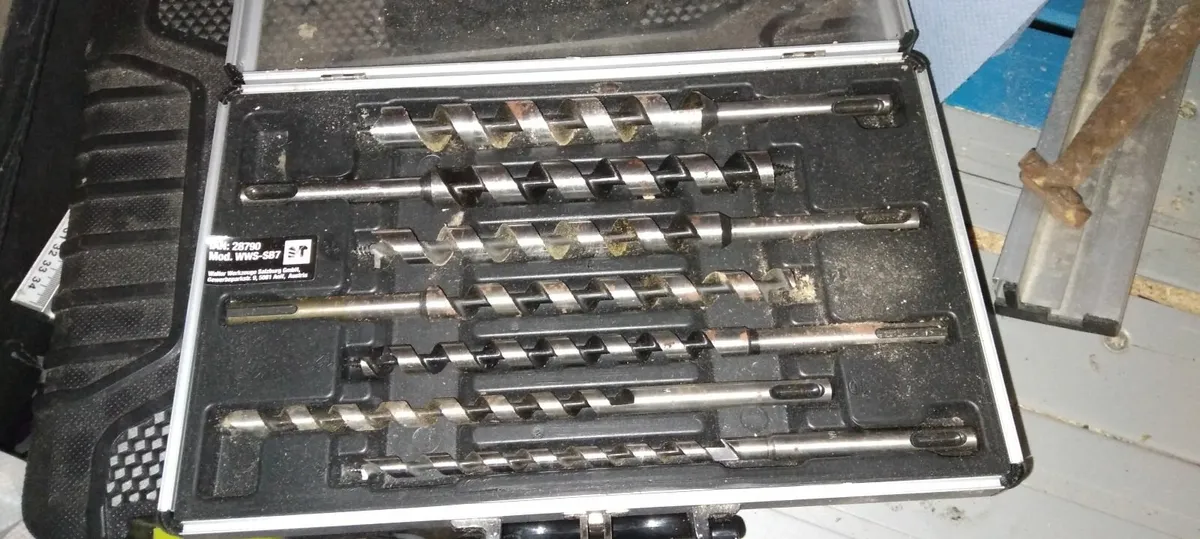 Tool sets £5 each - Image 3