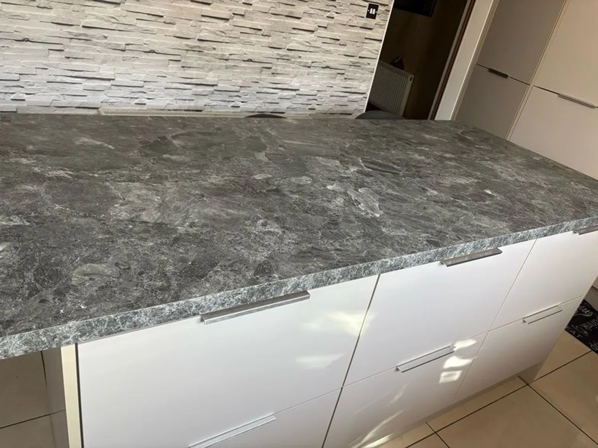 worktop - Image 1
