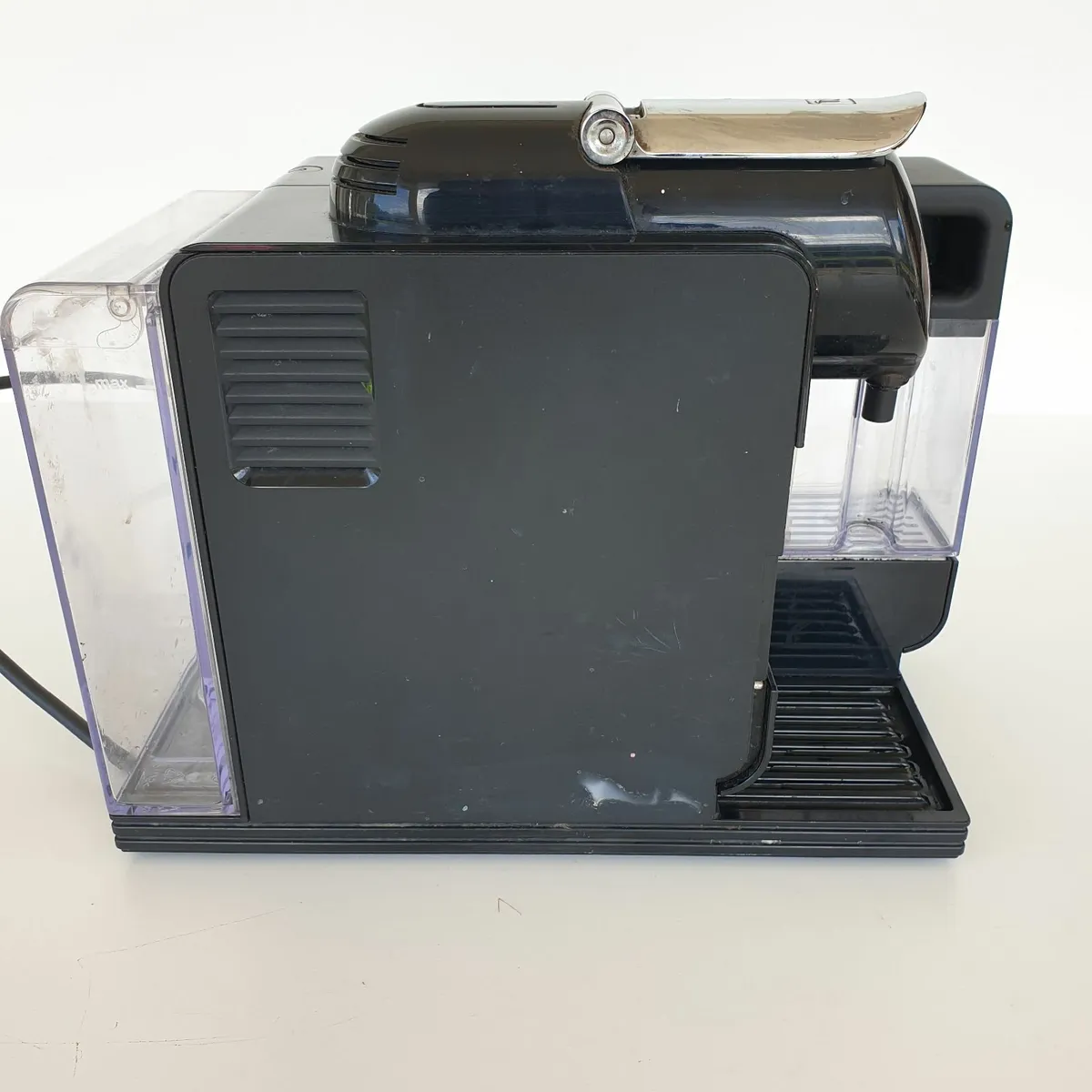 Delonghi Nespresso coffee machine - Image 3