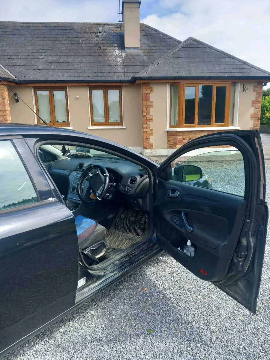 Ford mondeo - Image 4