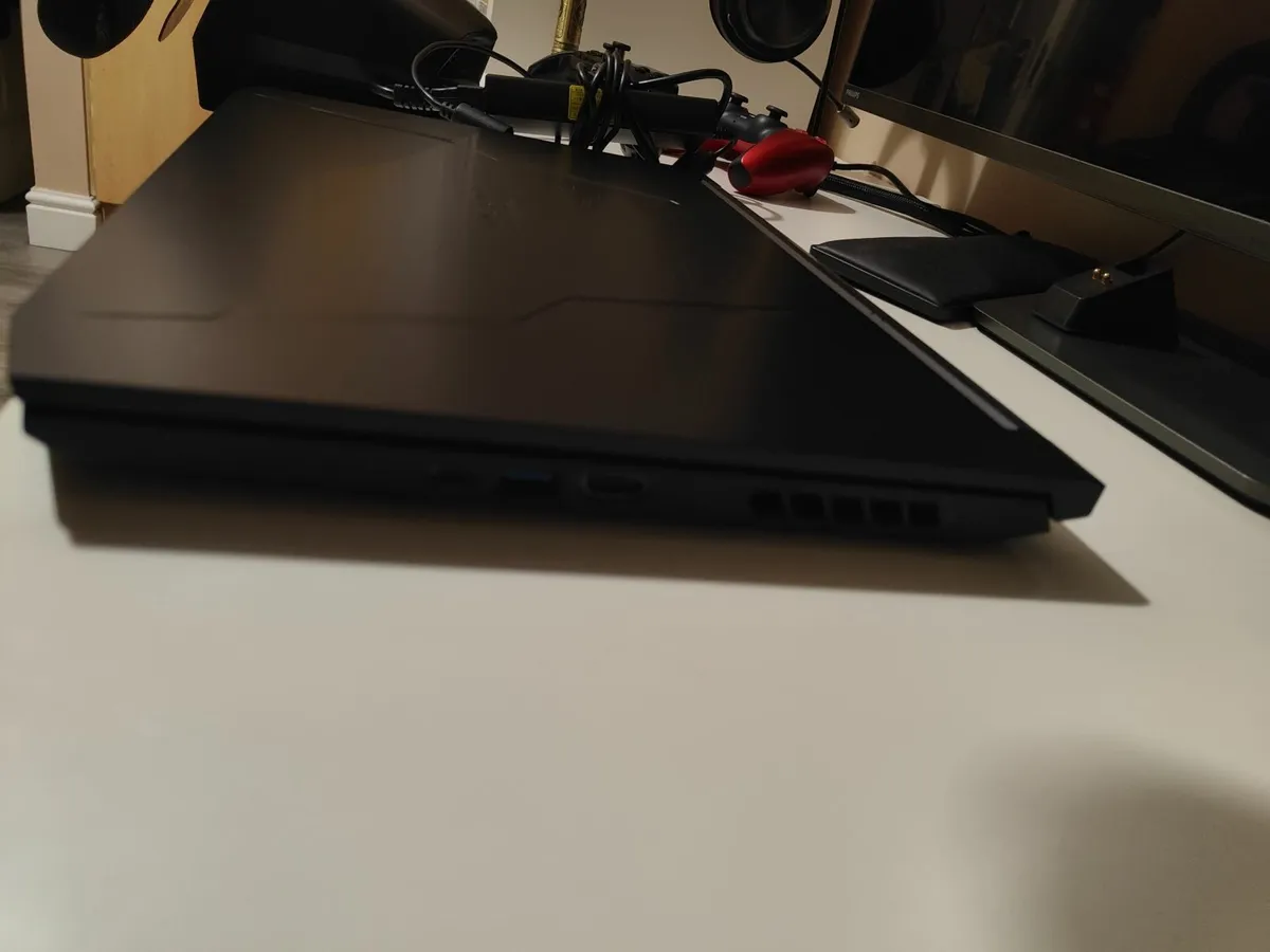 Acer Nitro 5 Ryzen 7 5800h Rtx 3060 like new - Image 3