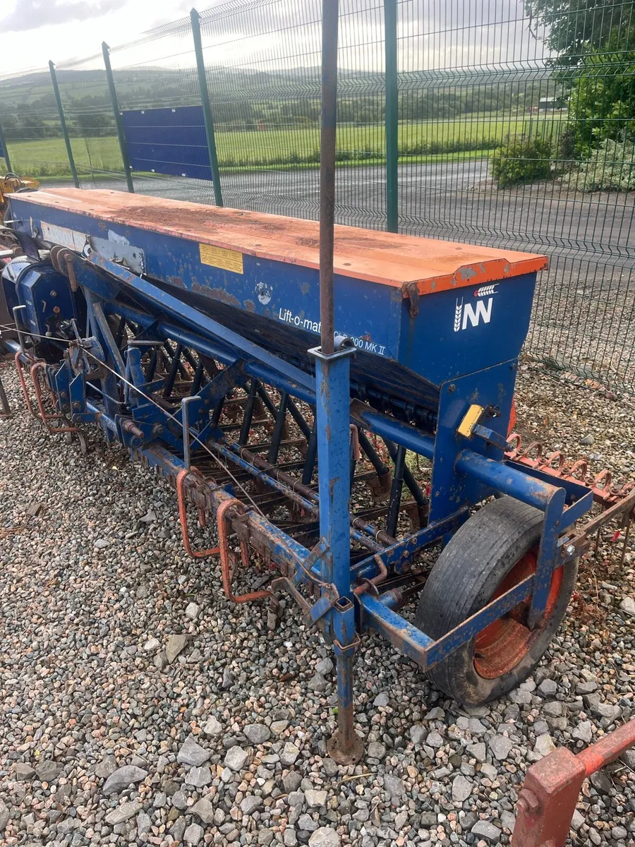 Ransomes Nordstron seed drill - Image 1