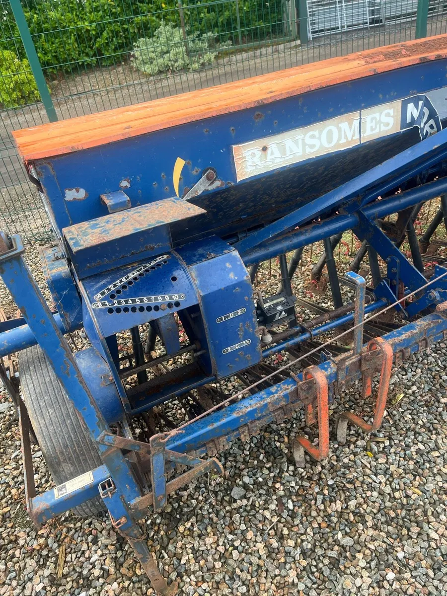 Ransomes Nordstron seed drill - Image 2