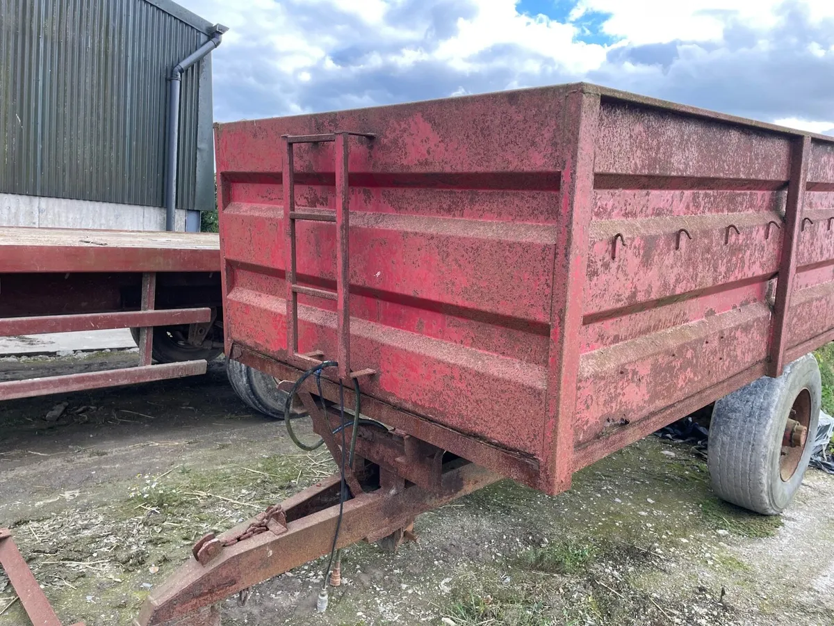 Tipping trailer - Image 1
