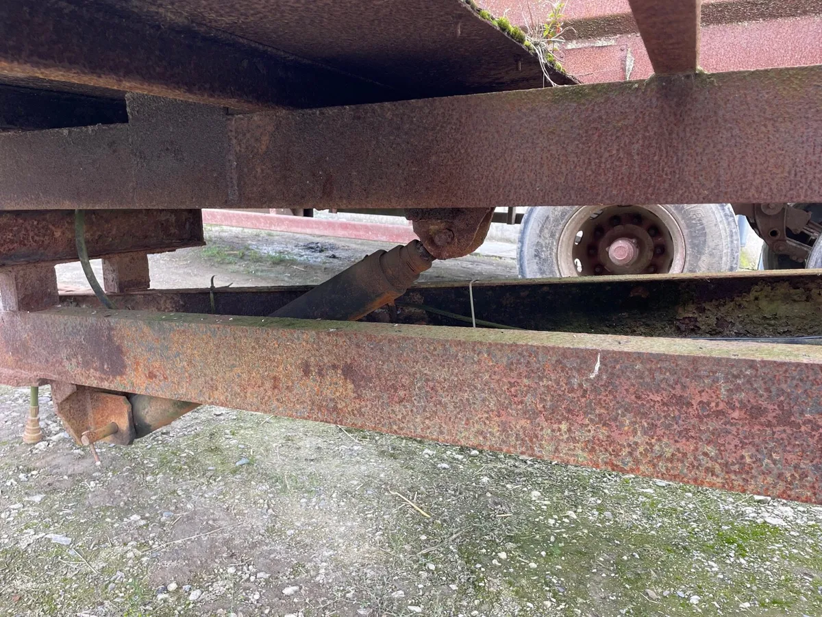 Tipping trailer - Image 3