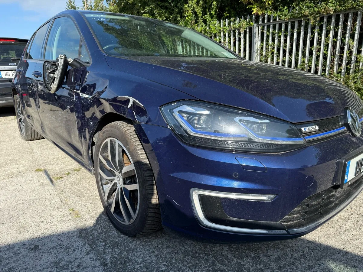 2019 Volkswagen Golf Electric - Image 3