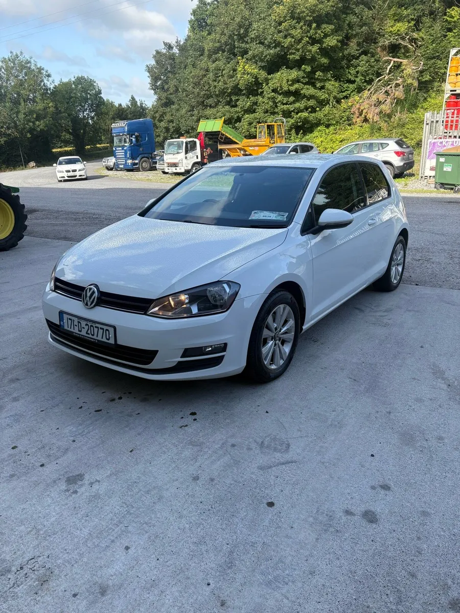 2017 golf van - Image 1