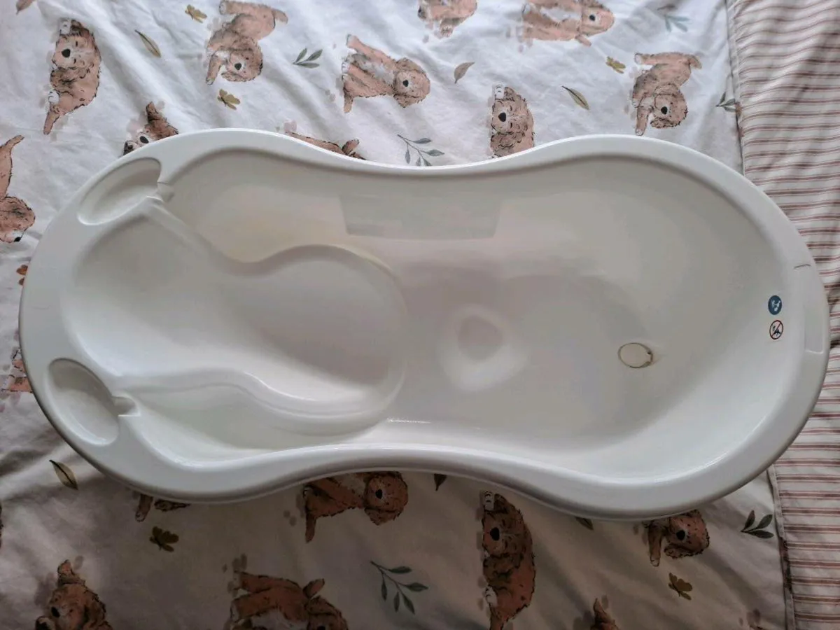 Baby Bath - Image 1
