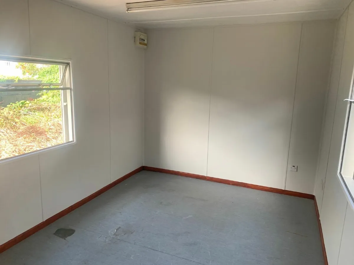 30' x 10' Anti Vandal Cabin - Sale or Hire - Image 4