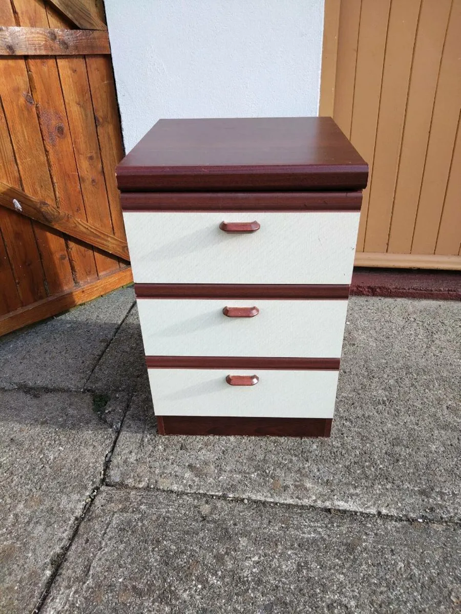 Locker - Image 1
