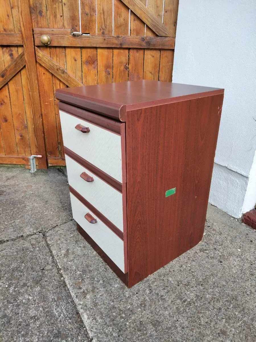 Locker - Image 4