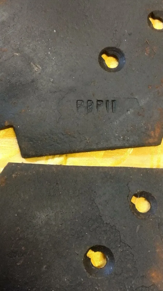 4 Vintage PIERCE  bar plough wing points - Image 2