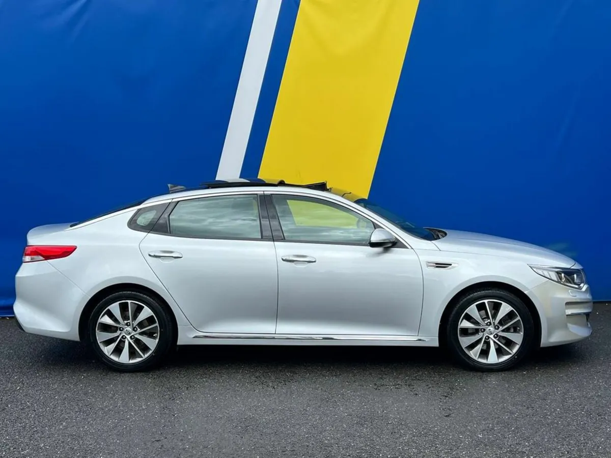 Kia Optima GSE 1.7 D // PANORAMIC SUNROOF // HEATE - Image 4
