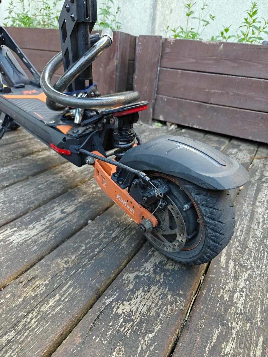Kukirin G2 max electric scooter - Image 3