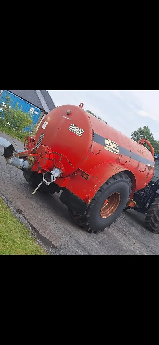 HiSpec 2000 Gallon tank - Image 1
