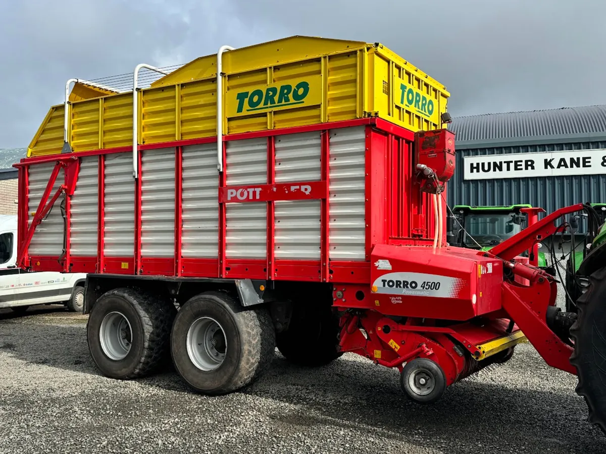 2009 Pottinger Torro 4500L Silage Wagon - Image 1