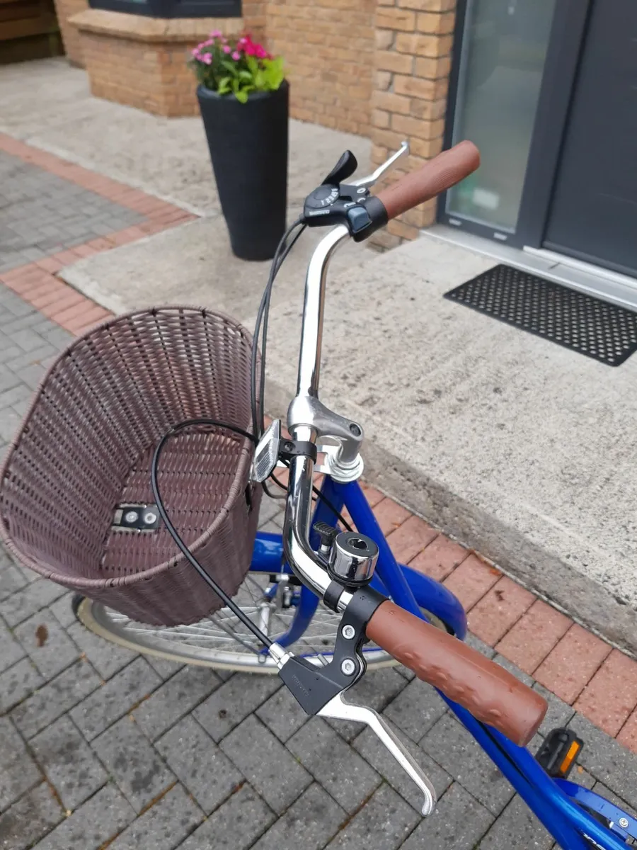 City bike - Image 3