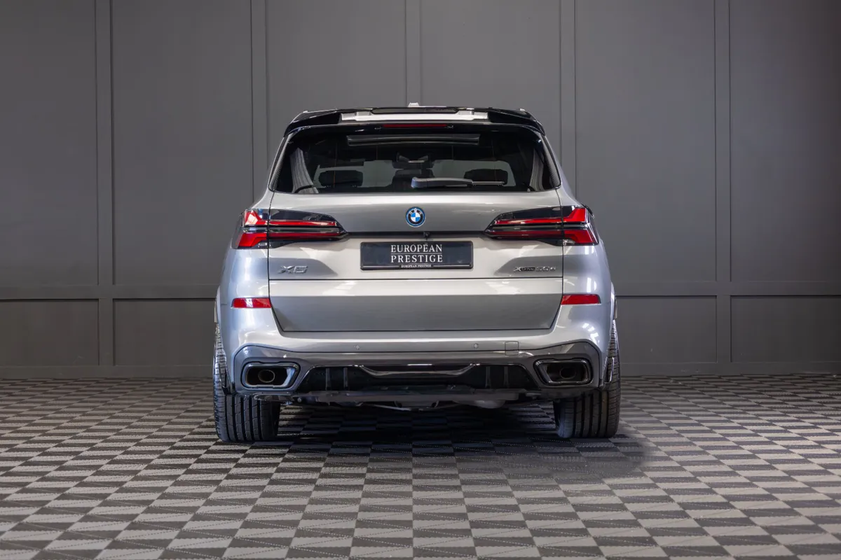 2024 BMW X5 X-Drive 50e M-Sport - Image 4
