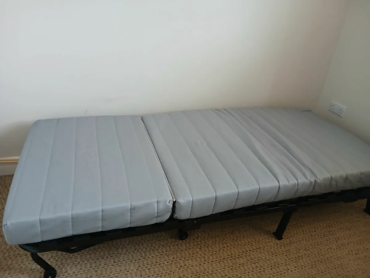 Fold-up bed - Image 2