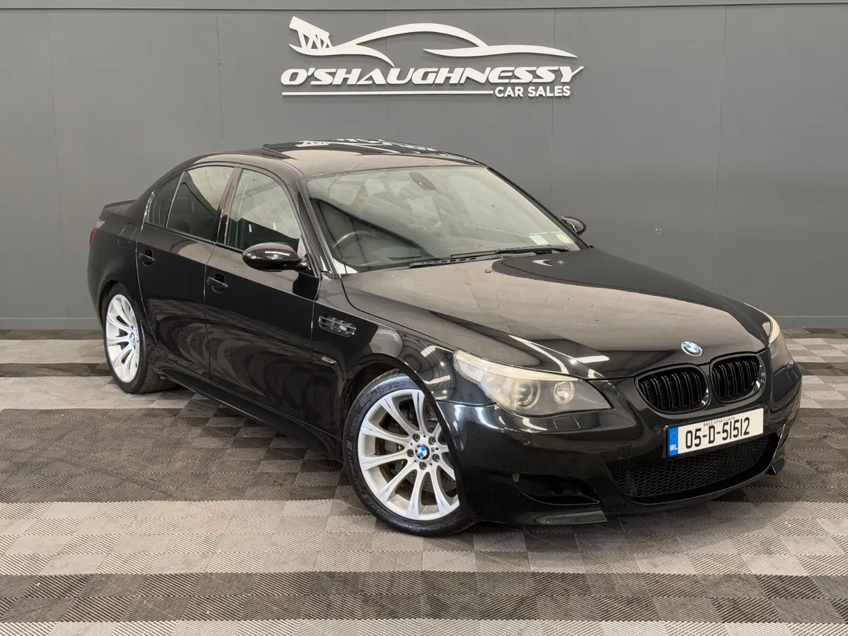 BMW M5 2005 - Image 1