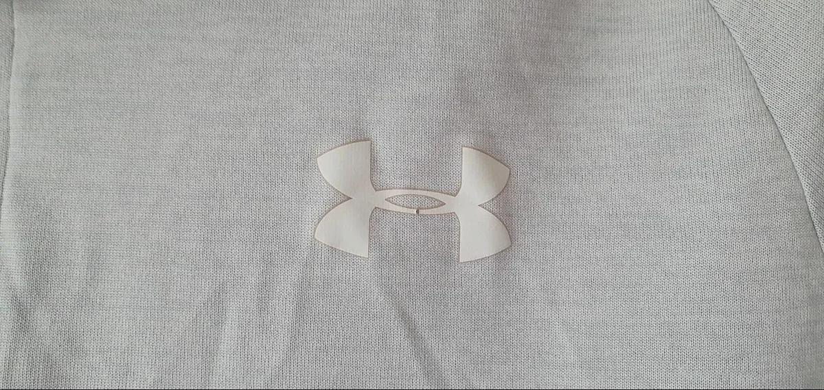 Under armour grey long sleeve top - Image 3