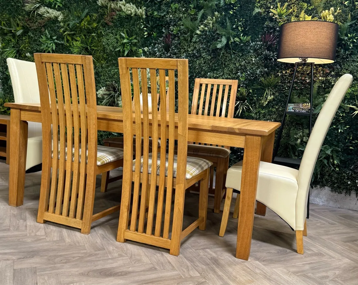 Oak kitchen table & 6 chairs/dining set - Image 3