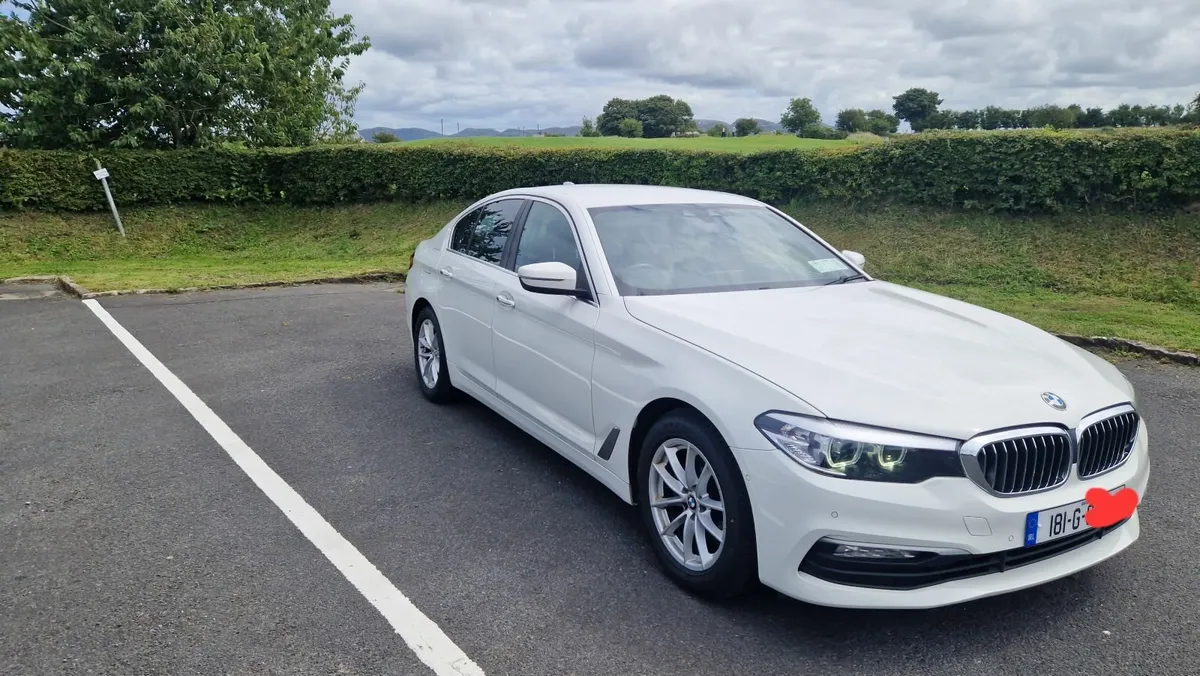 BMW 5-Series 2018 - Image 2