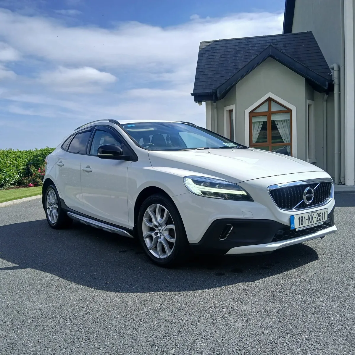 Volvo V40 2018 - Image 1