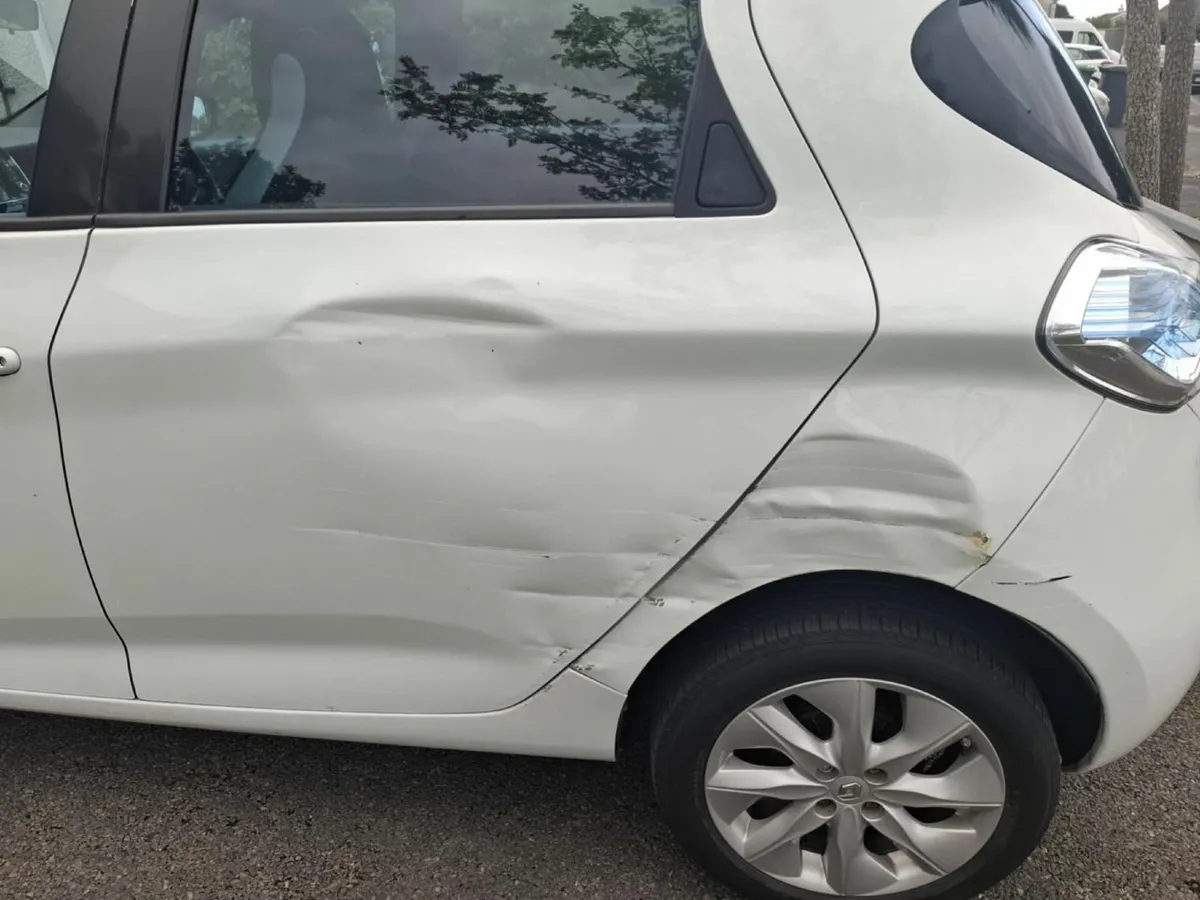 Renault Zoe 2015 - Image 4