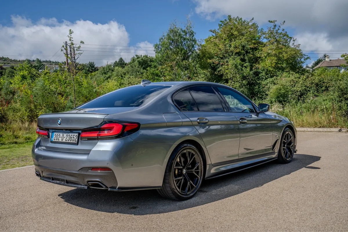 BMW 520D G30 M Sport MHEV 4DR Auto - Image 4