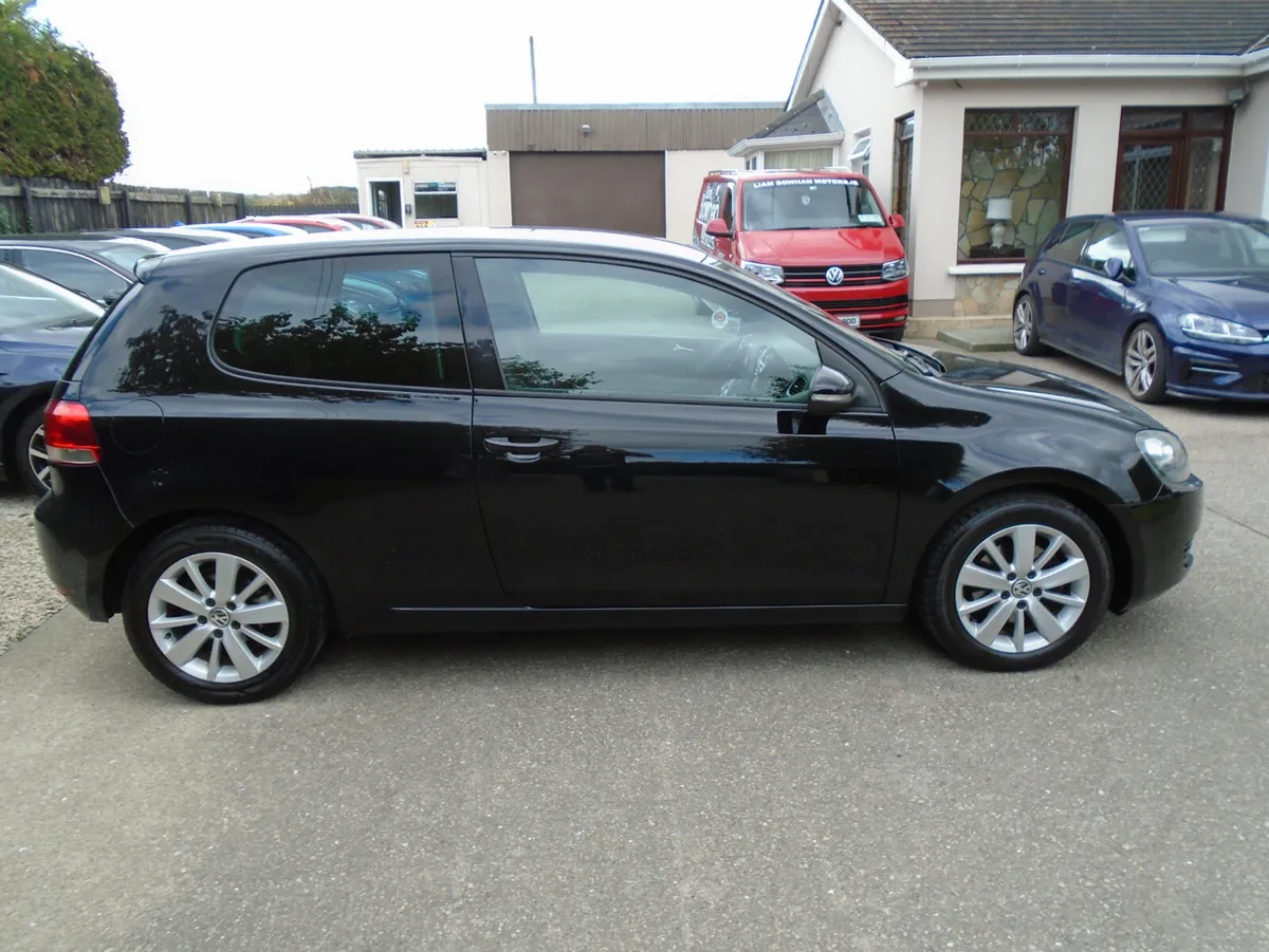 Volkswagen Golf 2013,2lt,camera,fogs,heated seats - Image 2