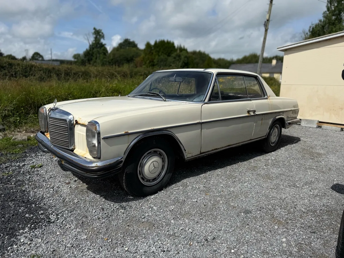 Mercedes Coupe W114 1971 250CE Automatic - Image 1