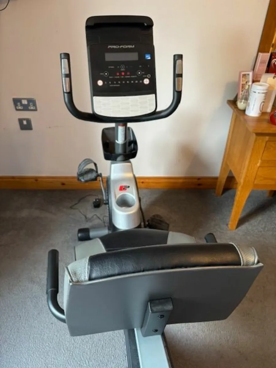 Unused Proform 325CSX+ Exercise Bike - Image 2