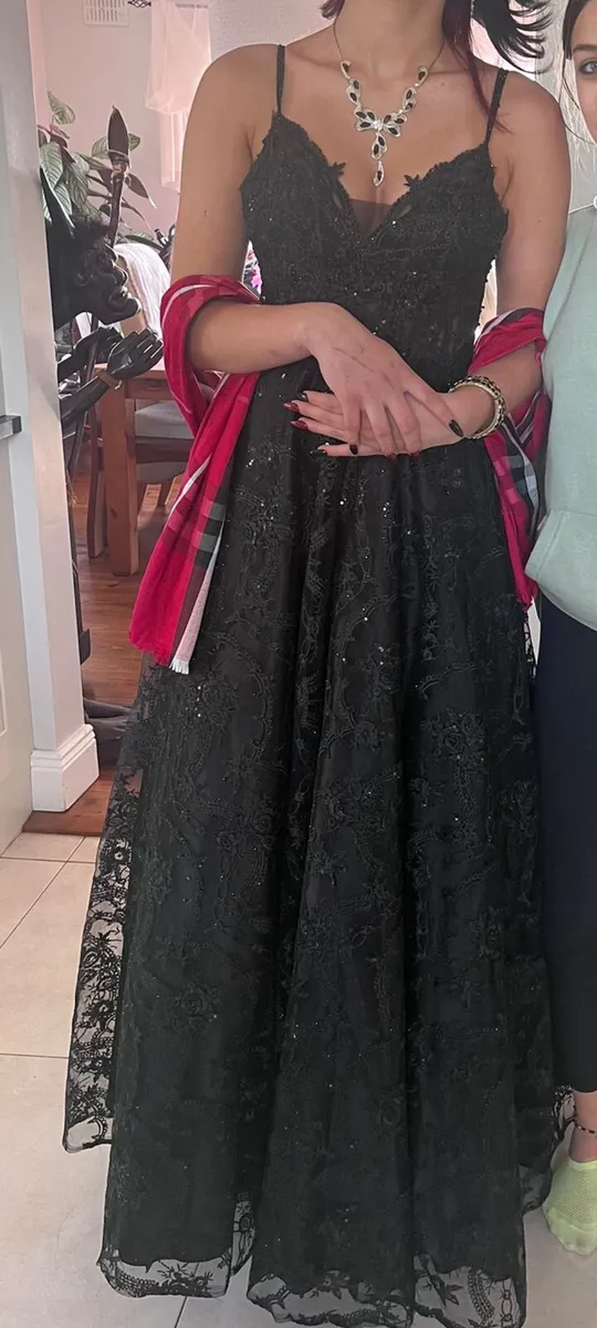 TY Ball/ Debs Dress - Image 2
