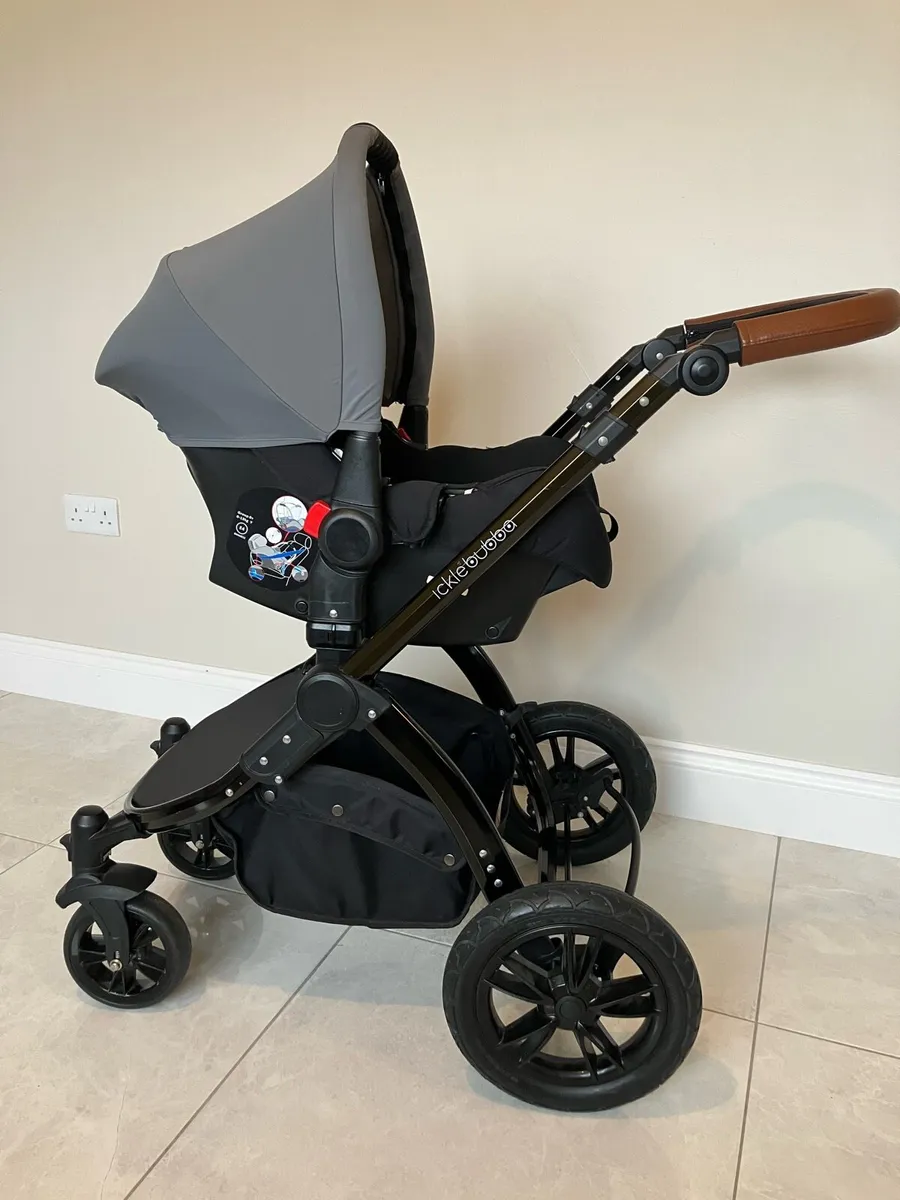 Ickle Bubba V3 Travel System - Image 4