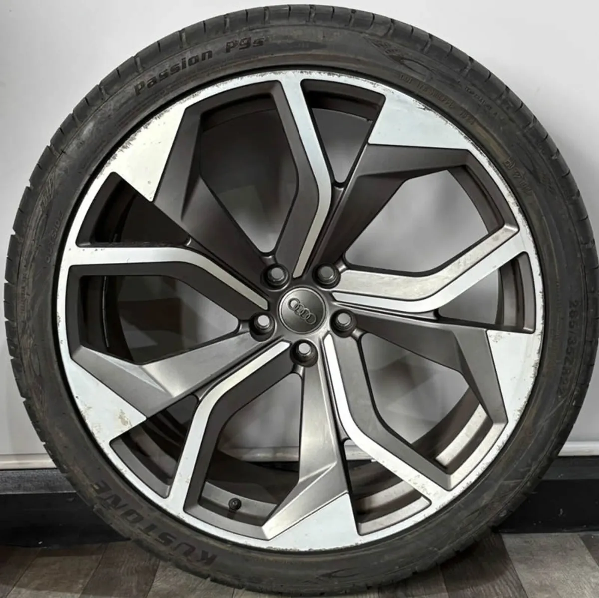 22" RSQ8 Style Alloys & Tyres for Audi Q7 Q8 - Image 2