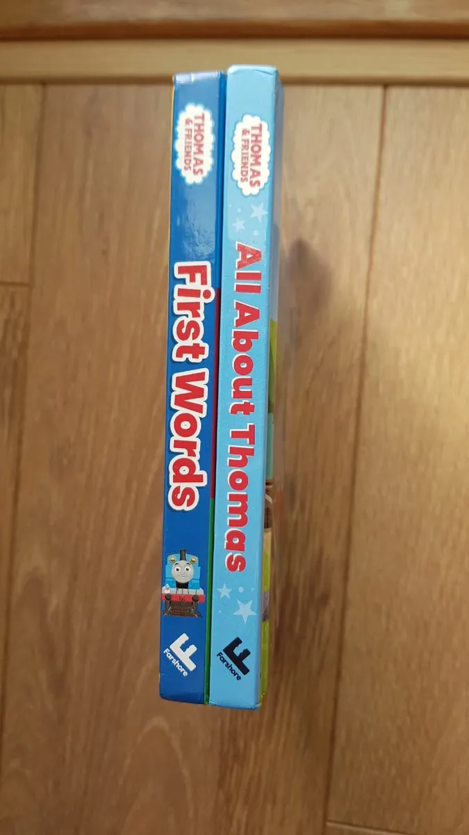 Thomas & friends  books + train toy - Image 3