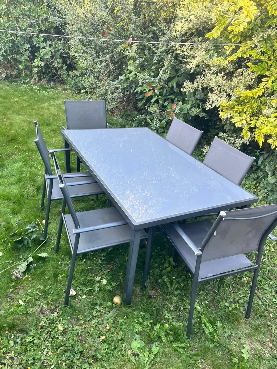 Garden Furniture - Image 3