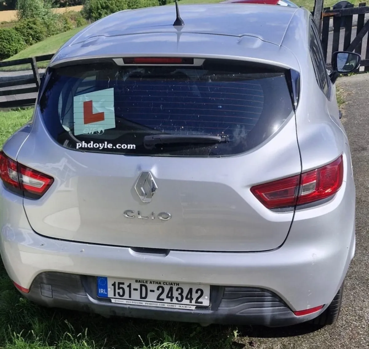 Renault Clio 2015 - Image 2