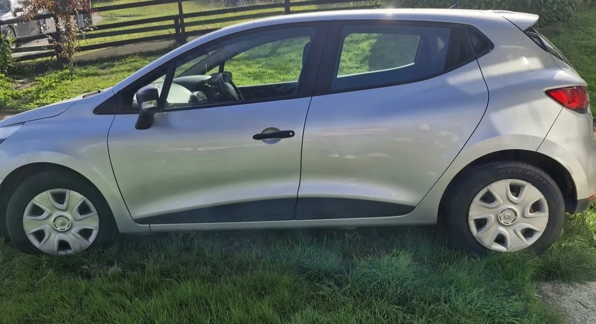 Renault Clio 2015 - Image 3