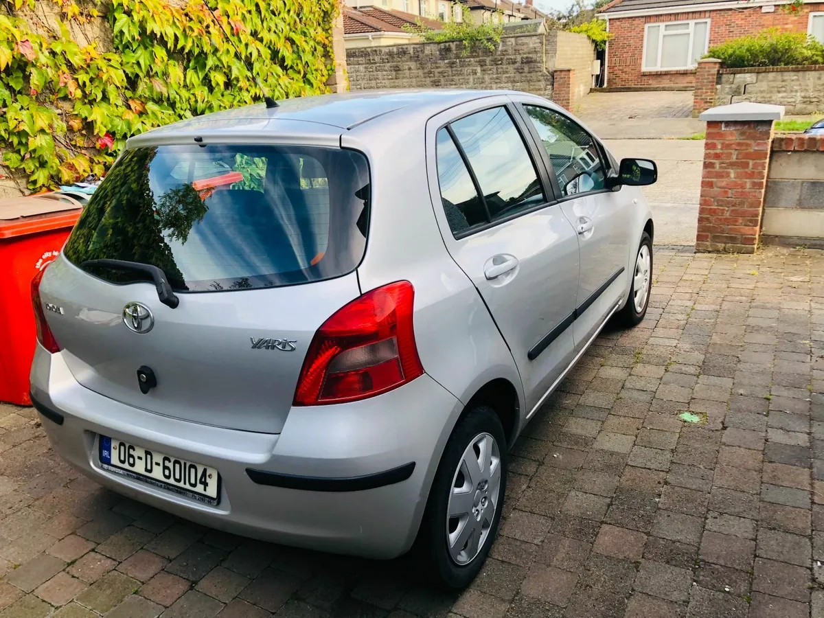 Toyota Yaris 2006 - Image 3