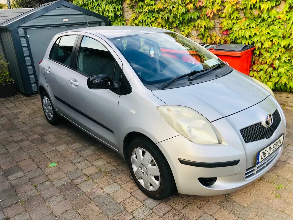 Toyota Yaris 2006 - Image 4