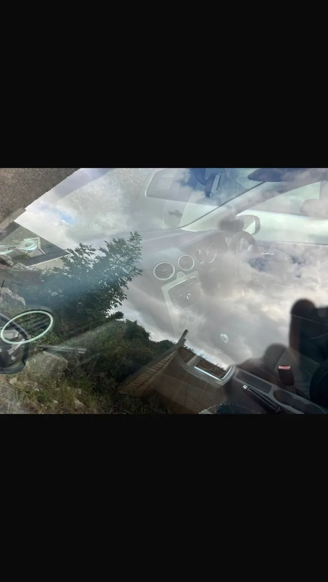 Ford focus 2011 - Image 4