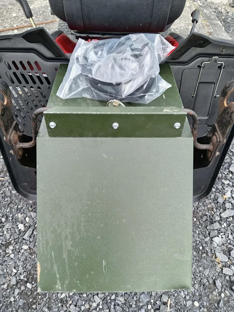 Ride on mower - Image 3
