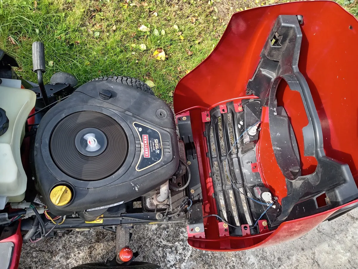 Ride on mower - Image 4