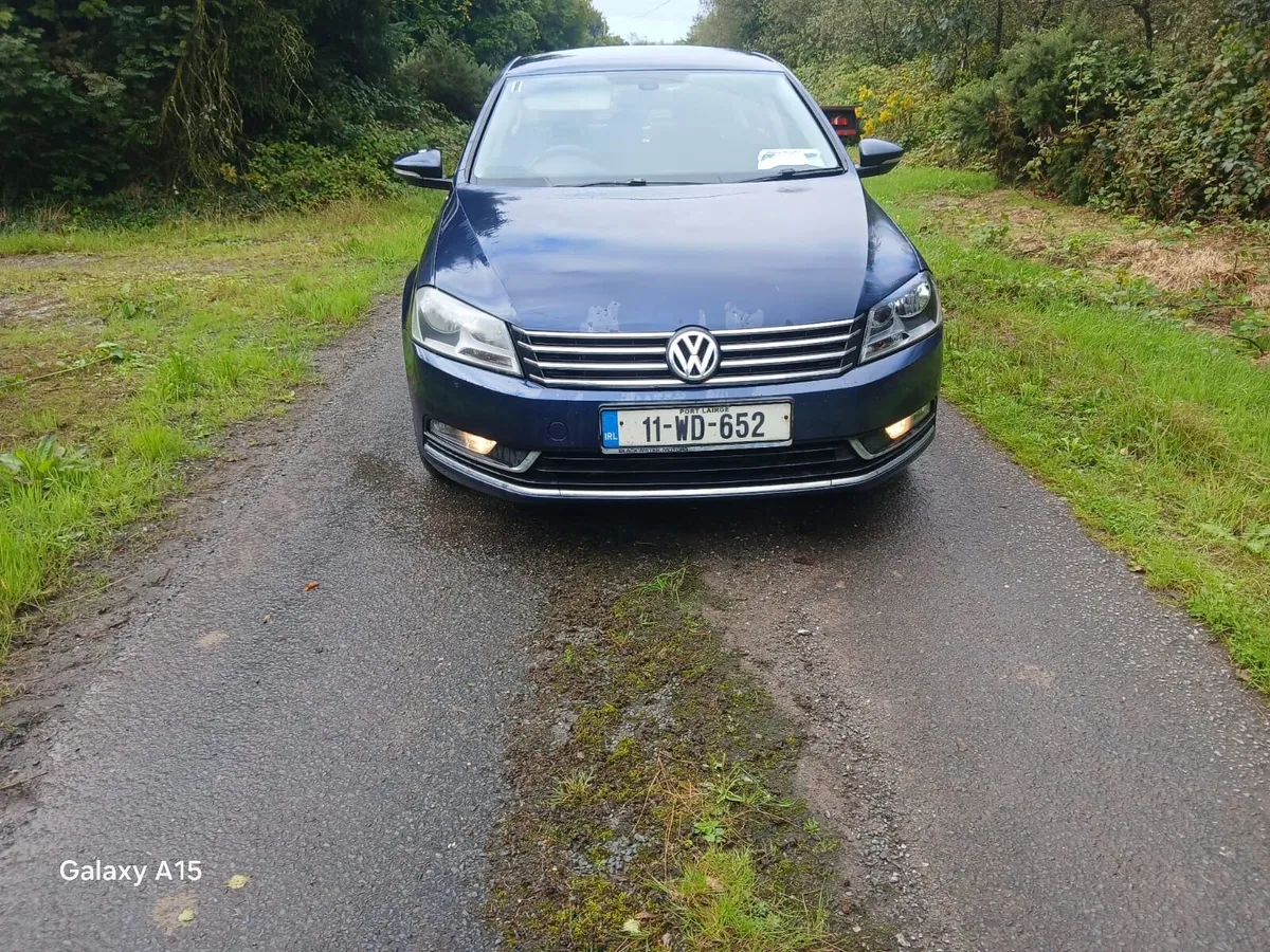 VW Passat 2011 - Image 1