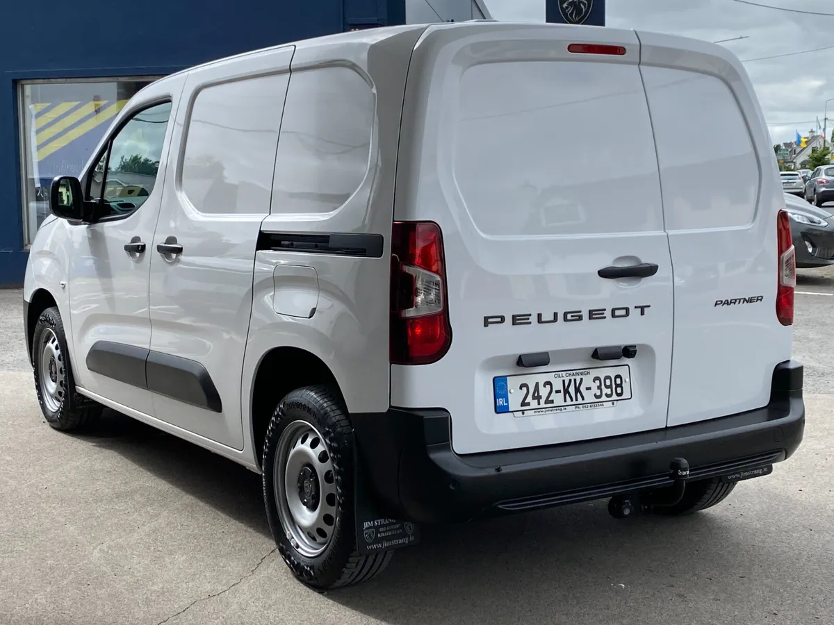 Peugeot Partner Pro Plus 1.5 Hdi 100 1000kg - Image 3