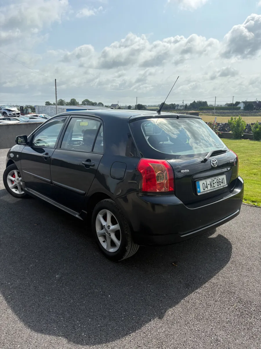Toyota Corolla 2004 - Image 3