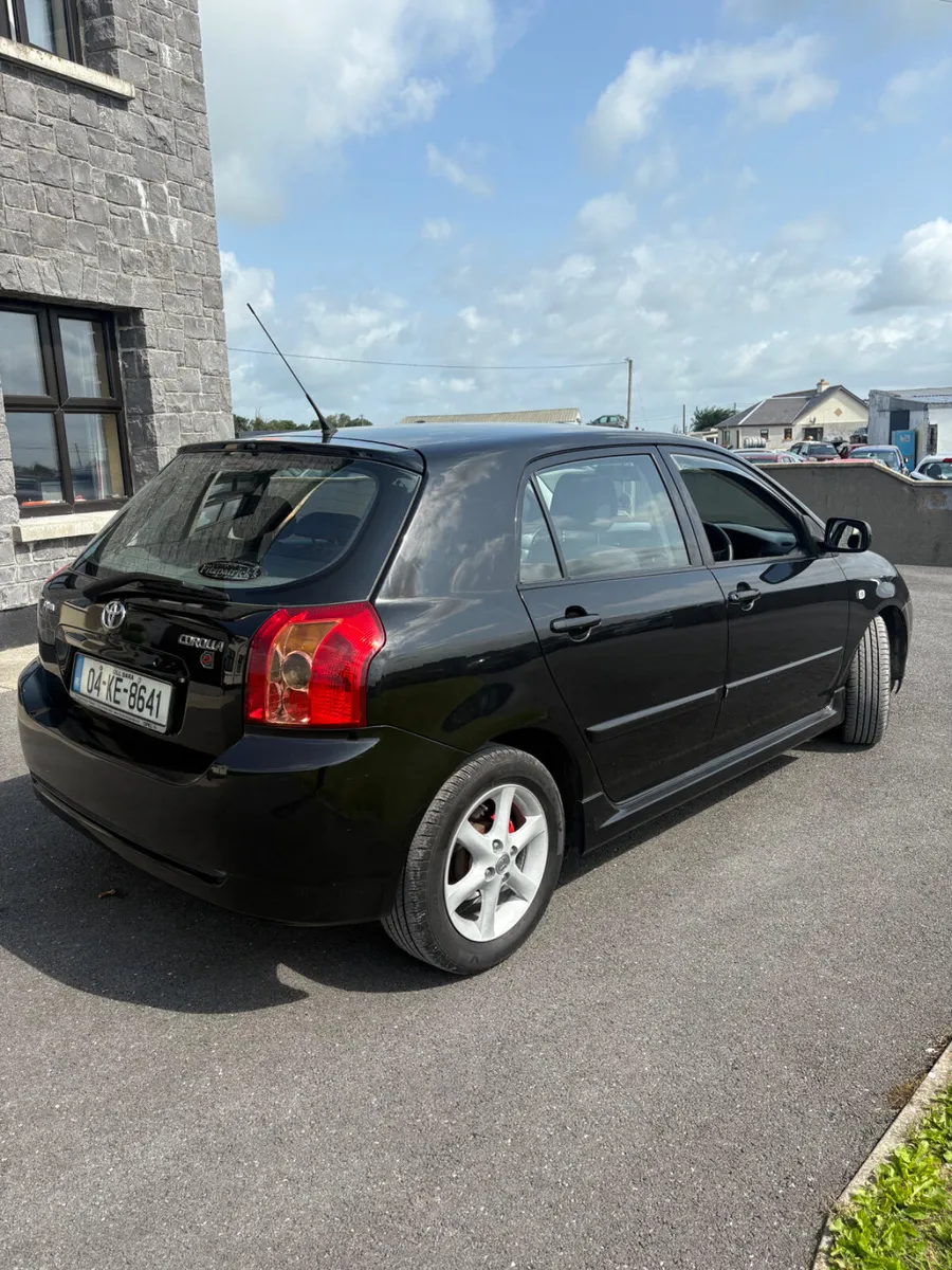 Toyota Corolla 2004 - Image 4