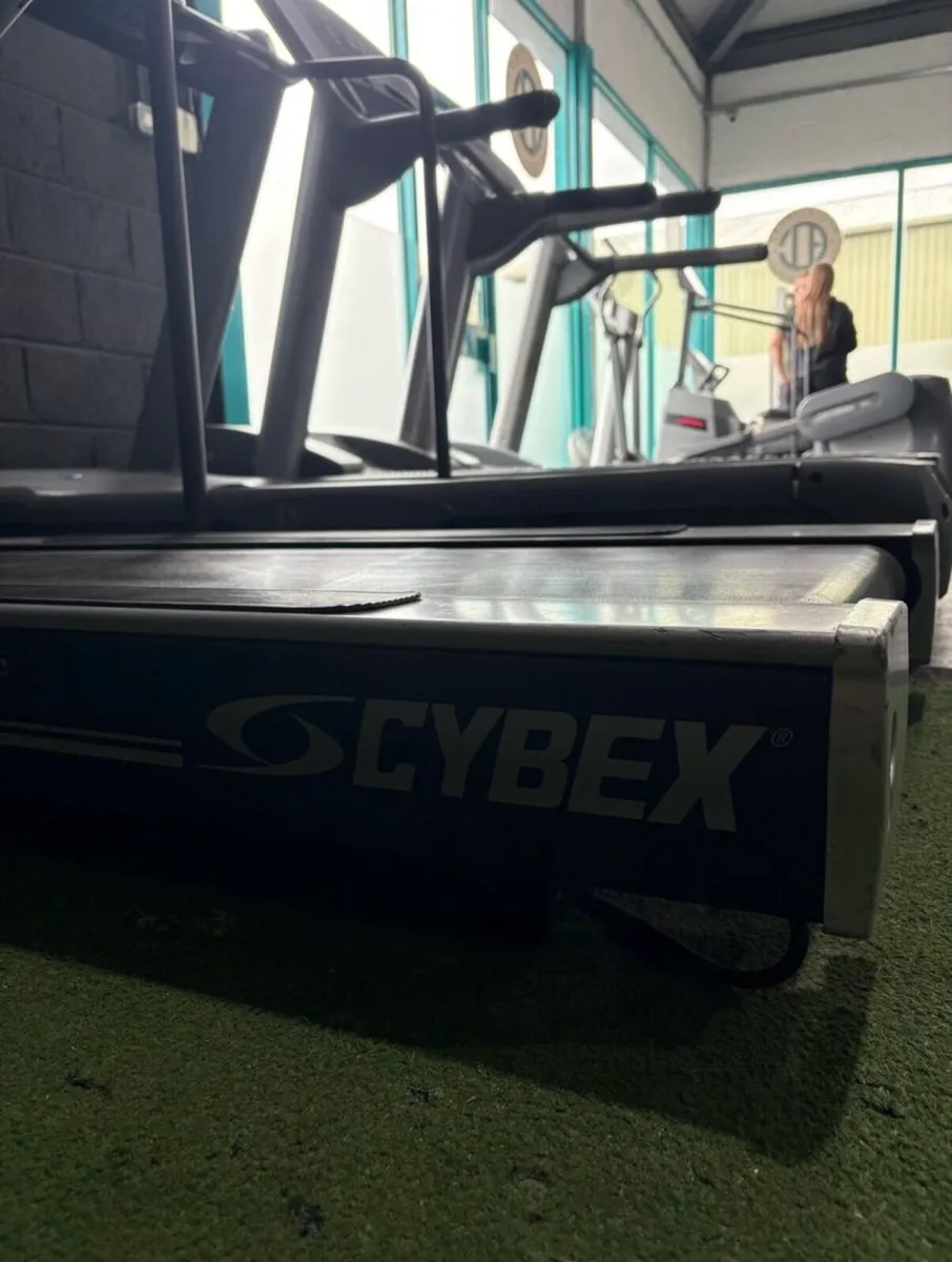 Cybex 530T Pro+ Treadmill - Image 3